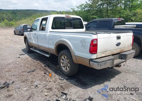 2011 Ford F-250 Lariat z USA, uszkodzony, nr VIN 1FT7W2BT9BEA26473